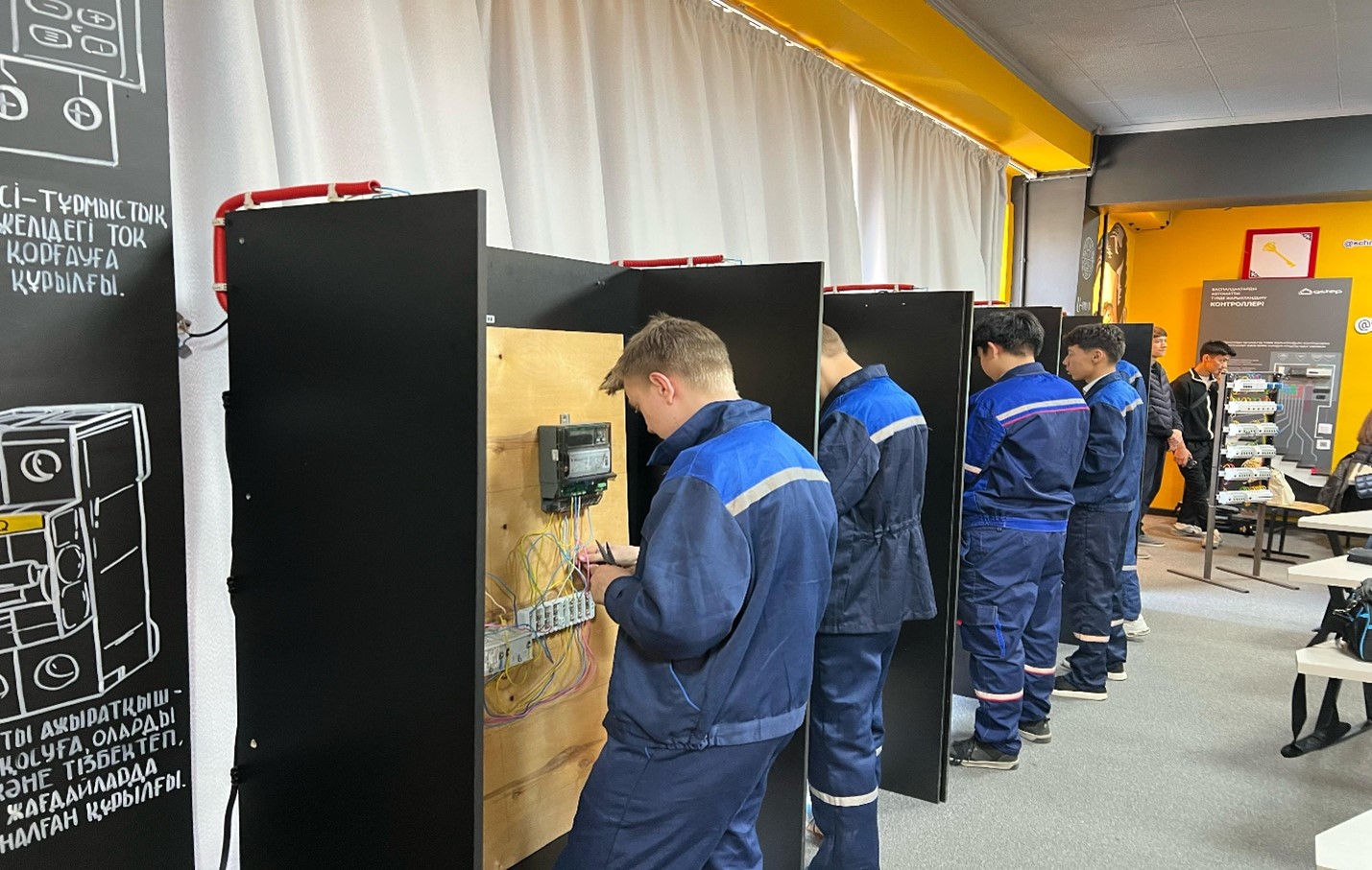 Еңбекқорлық пен кәсіби шеберлік – ел дамуының берік іргетасы.